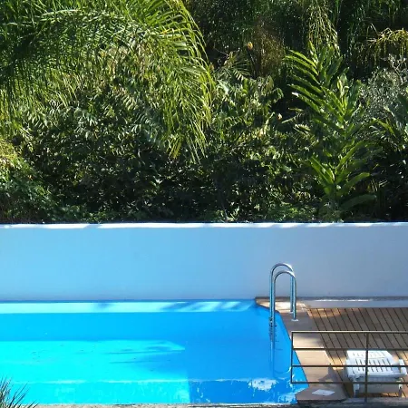 Fewo-solymar-mit-2-schlafzimmern-2-baedern-eigener-terrasse-und-garten-meerblick-pool-parkplatz