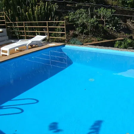 شقة Fewo-solymar-mit-2-schlafzimmern-2-baedern-eigener-terrasse-und-garten-meerblick-pool-parkplatz